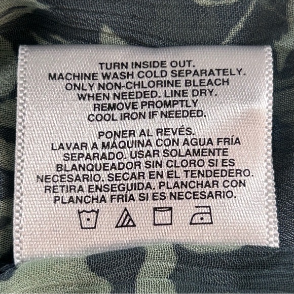 INKED & FADED Sparkly Sleeveless Peplum Sheer Blouse 39 - Picture 6 of 12